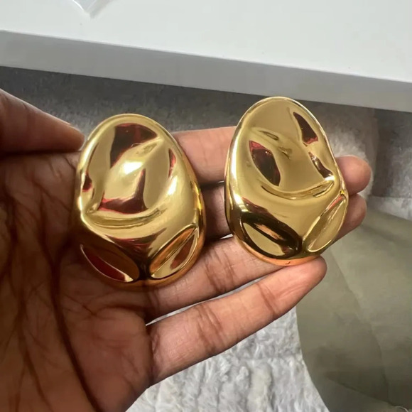 Vintage Gold Geometric 18K Gold Stainless Steel Waterproof Earrings - Picture 9 of 10